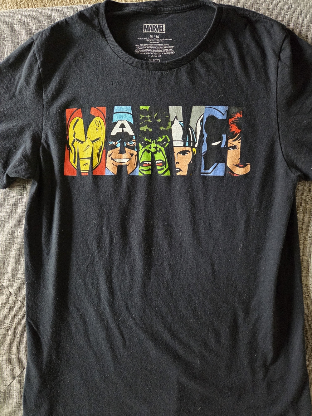 Marvel Mens Black Graphic Avengers T-Shirt Size Medium